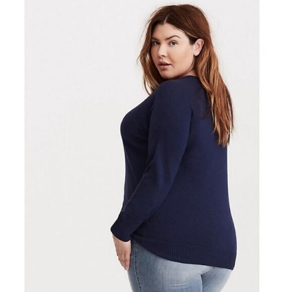 Torrid Blue Heart Embroidered Butterflies Design Pullover Sweatshirt Feminine - Picture 3 of 13